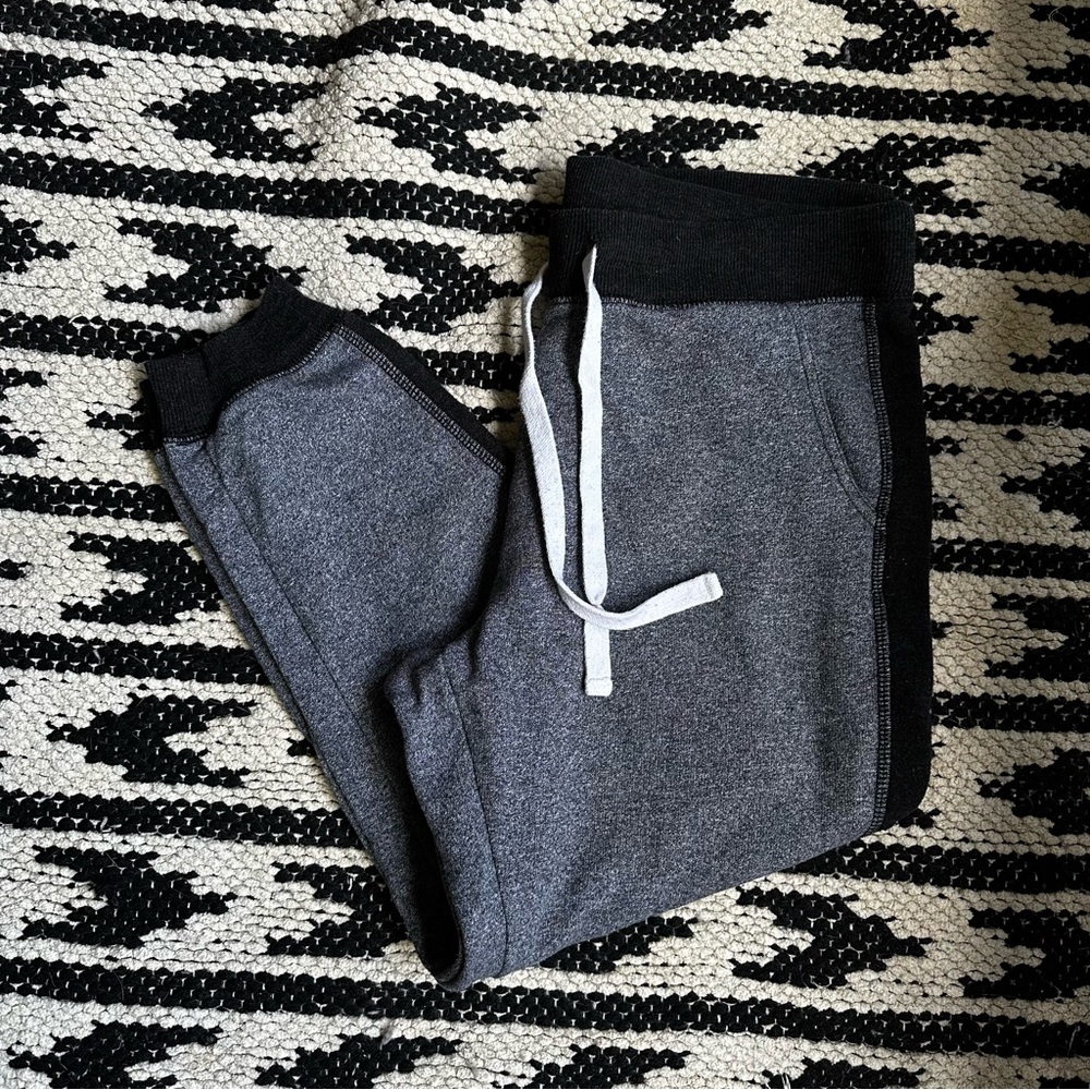 American eagle joggers